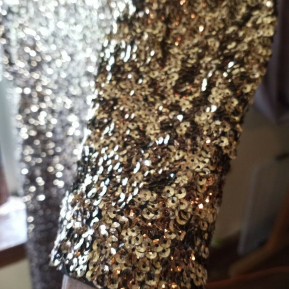 Metaphor Large Gold Sequin New Years Eve Party Dre - Picture 10 of 12